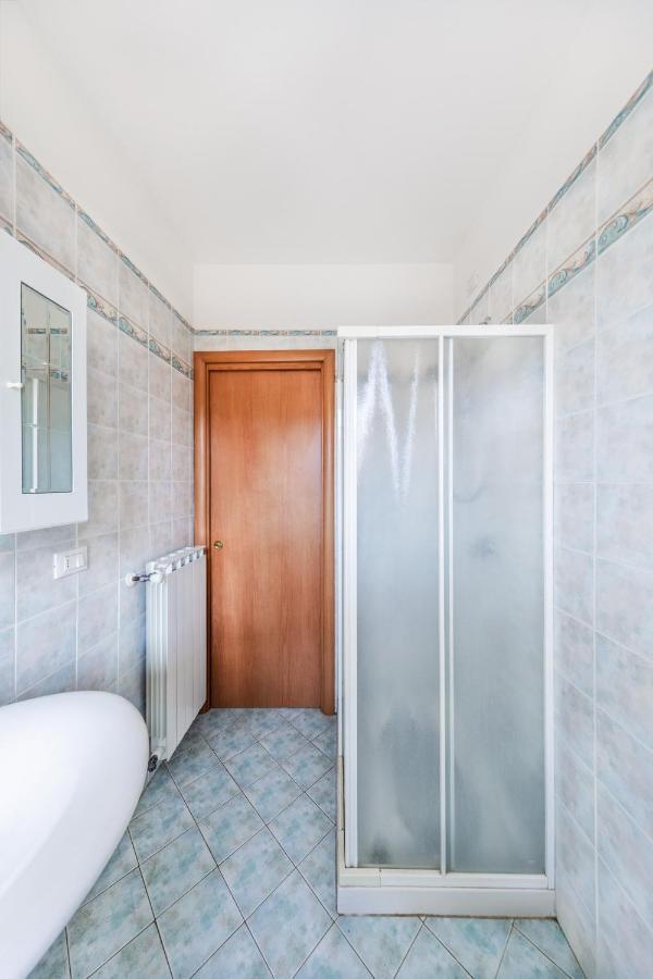 Annamaria 9 Apartment By Wonderful Italy Σιρμιόνε Εξωτερικό φωτογραφία