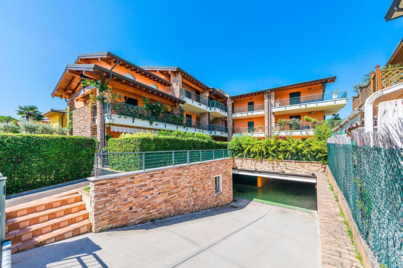 Annamaria 9 Apartment By Wonderful Italy Σιρμιόνε Εξωτερικό φωτογραφία
